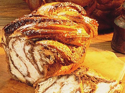 Romanian Cozonaci - Easter treat.